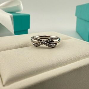 Retired Tiffany & Co. Diamond Infinity Ring 18k White Gold Size 4.5